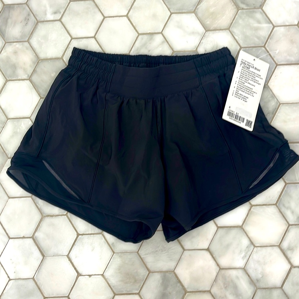 NWT Lululemon Hotty Hot 4” Lined Black Shorts